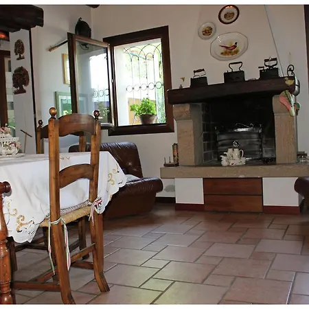 Tre 4p Holiday home Cinto Euganeo